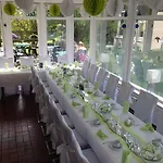 Hotel Hofhotel Kraehenberg 4*