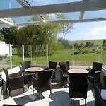 Hofhotel Kraehenberg Hotel Grömitz