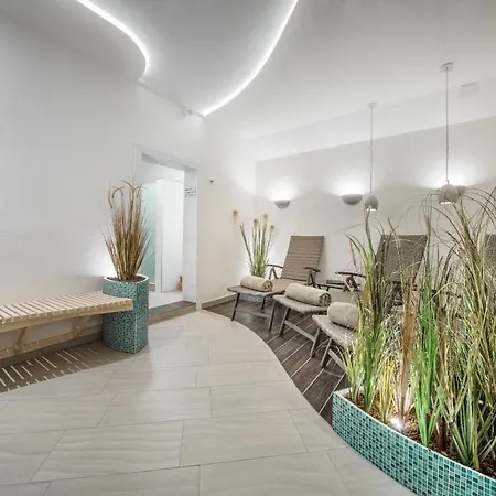 מלון Hofhotel Kraehenberg Grömitz