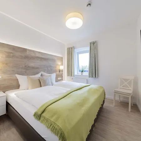 מלון Hofhotel Kraehenberg Grömitz