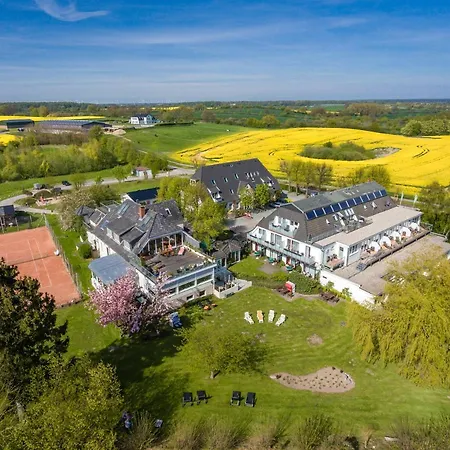 Hotel Hofhotel Kraehenberg