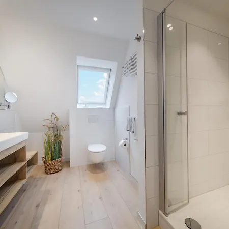 Hofhotel Kraehenberg Hotel 4*