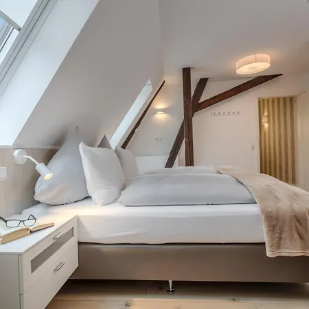 מלון Hofhotel Kraehenberg Grömitz