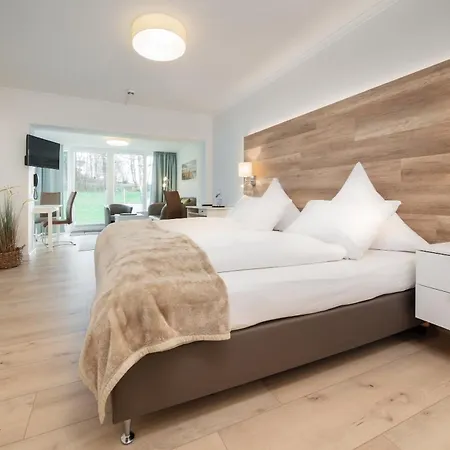 Hofhotel Kraehenberg 4* Grömitz