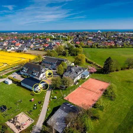 Hofhotel Kraehenberg 4*