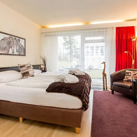 Hofhotel Kraehenberg 4*