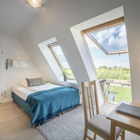 Hofhotel Kraehenberg Hotell