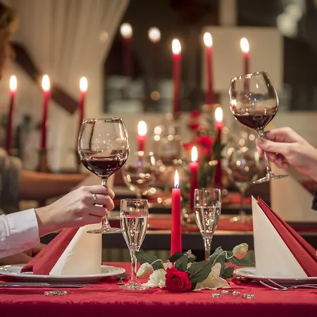 Hofhotel Kraehenberg Hotell