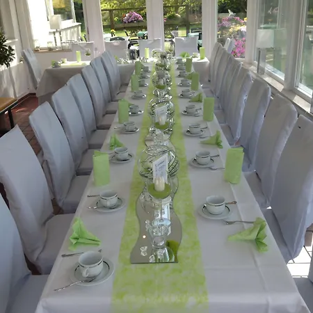 Hofhotel Kraehenberg Hotel Grömitz