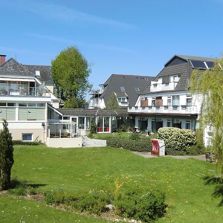 Hotell Hofhotel Kraehenberg 4*