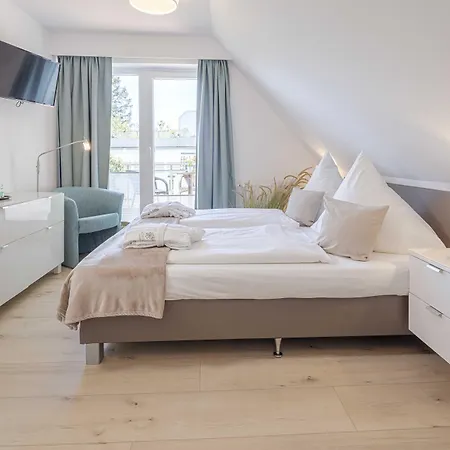 Hofhotel Kraehenberg Hotell Grömitz