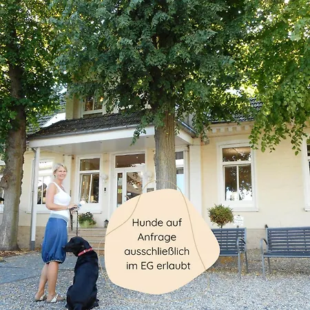 Hofhotel Kraehenberg ホテル
