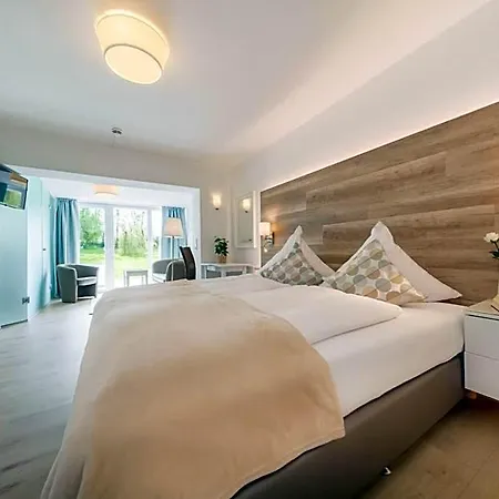 Hofhotel Kraehenberg 4* Grömitz