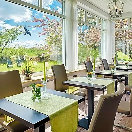 호텔 Hofhotel Kraehenberg