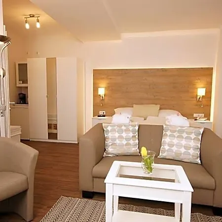 Hofhotel Kraehenberg 4* Grömitz