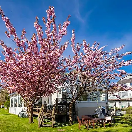 호텔 Hofhotel Kraehenberg