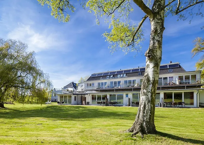 Hofhotel Kraehenberg 4* Grömitz