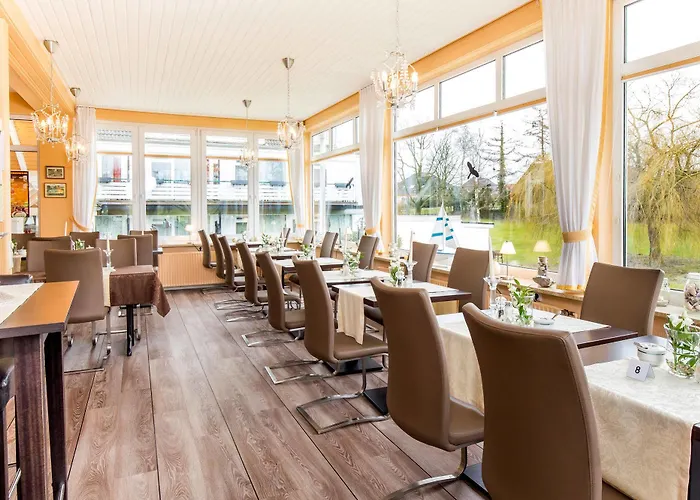 מלון Hofhotel Kraehenberg